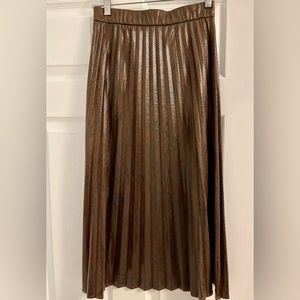 Zara faux snake skin pleated skirt - size xs